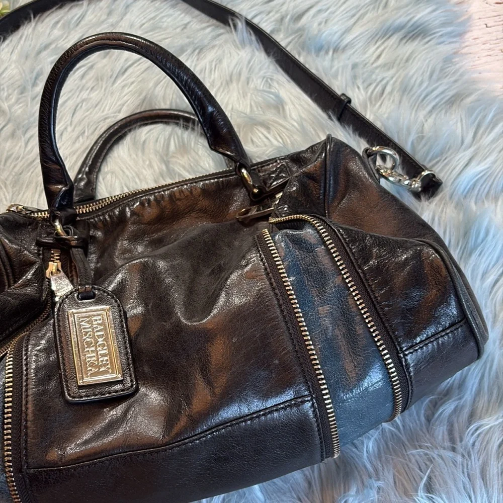 Badgley Mischka Dual Zip Blue Leather Bag